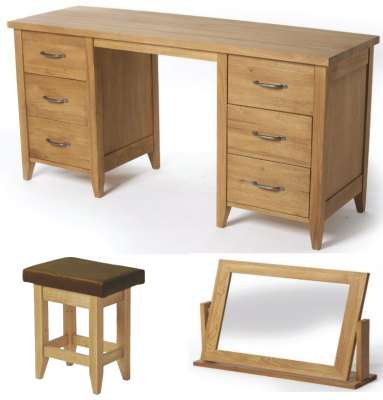 Wealden Oak Dressing Table, Mirror & Stool