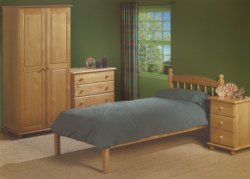 Pickwick Bedroom Set